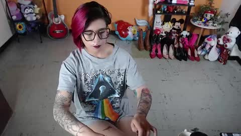 Miss Mia online show from December 21, 2024, 12:49 pm