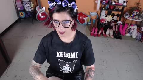 Miss Mia online show from January 2, 2025, 10:11 pm