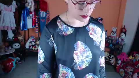 Snapshot of missmia2 chatting on August 8, 2026, 11:45 am Miss Mia online show from August 8, 2026, 11:45 am
