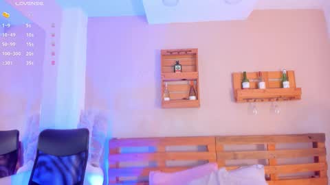 Snapshot of missmiaa_ chatting on November 13, 2025, 10:47 am Mia online show from November 13, 2025, 10:47 am