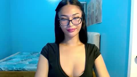 Snapshot of missminervaa chatting on May 19, 2026, 8:26 pm missminervaa online show from May 19, 2026, 8:26 pm