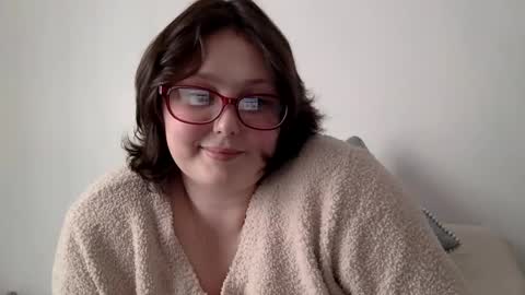 missmistressmal online show from March 6, 2026, 7:54 pm