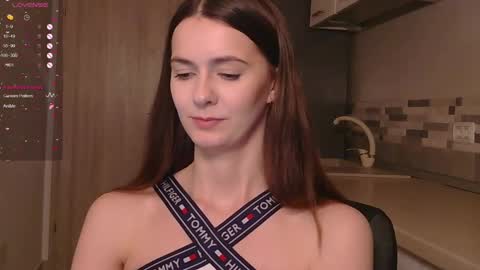 Moni online show from January 5, 2025, 3:22 am