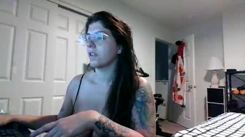 MissMona online show from July 8, 2026, 10:20 am