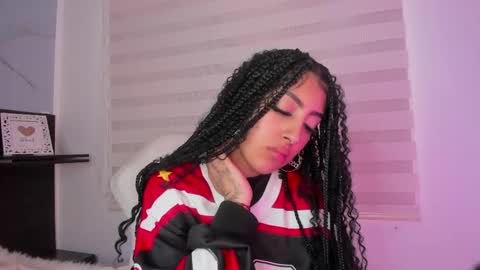 insta miss nickeloo online show from February 22, 2025, 2:30 pm