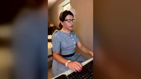 Nicole Smith online show from July 23, 2026, 4:16 pm