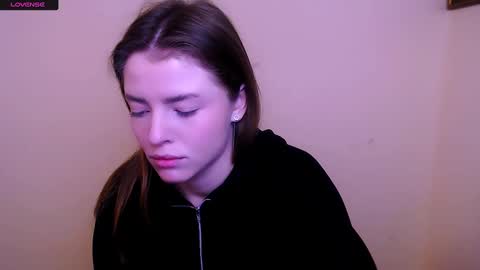 Olivia online show from January 30, 2025, 9:36 am