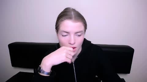 Olivia online show from January 31, 2025, 8:43 am