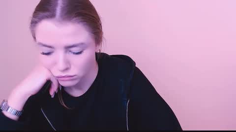 Olivia online show from February 10, 2025, 11:25 am