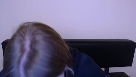 Olivia online show from March 6, 2025, 11:47 am