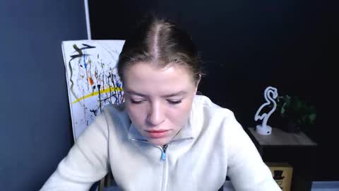 Olivia online show from November 22, 2025, 8:46 am