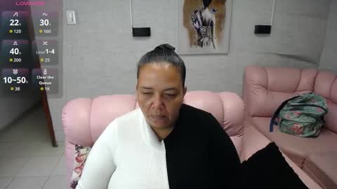 Penelope online show from October 18, 2025, 11:55 am