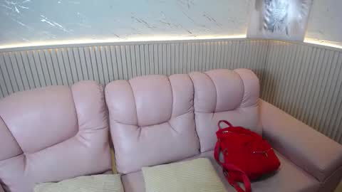 Penelope online show from March 26, 2026, 11:38 am