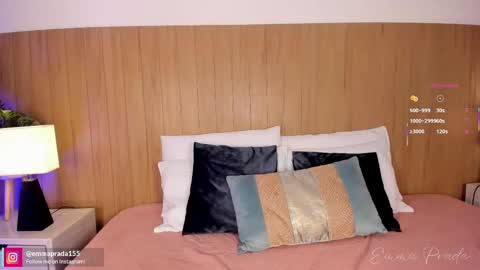 Emma Prada online show from October 3, 2025, 11:51 am