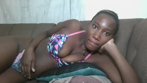 pretty gal online show from October 2, 2025, 9:00 pm