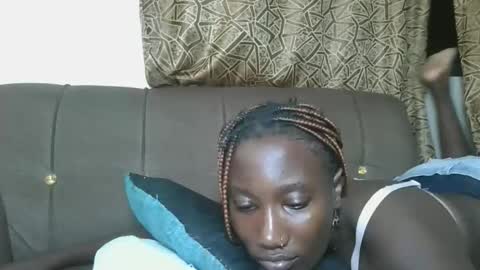 pretty gal online show from February 2, 2026, 9:57 pm