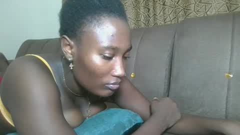 Snapshot of missprettygal chatting on March 31, 2026, 11:38 pm pretty gal online show from March 31, 2026, 11:38 pm