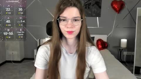 Snapshot of misss_evelyne chatting on March 12, 2026, 8:09 am misss_evelyne online show from March 12, 2026, 8:09 am