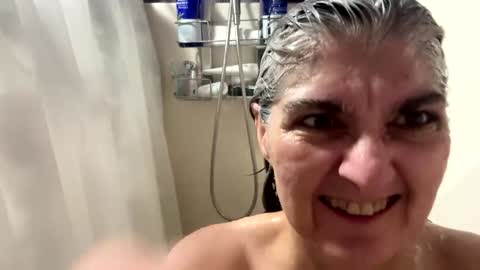 Miss Spooky Silverstacker online show from January 21, 2025, 11:56 am