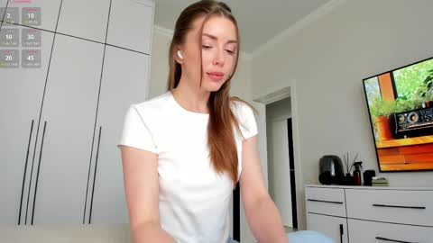 Snapshot of misssweettie chatting on April 21, 2026, 10:54 am You can call me Pretty online show from April 21, 2026, 10:54 am