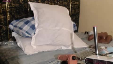 Snapshot of missthighsohmy chatting on February 21, 2026, 4:35 am missthighsohmy online show from February 21, 2026, 4:35 am