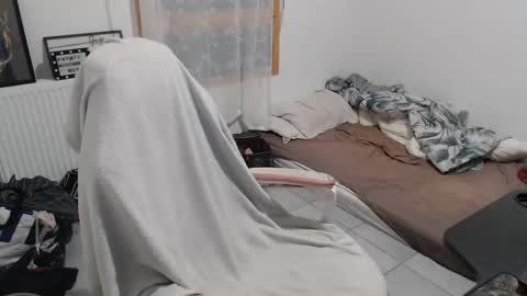 missthon online show from September 29, 2025, 11:04 am