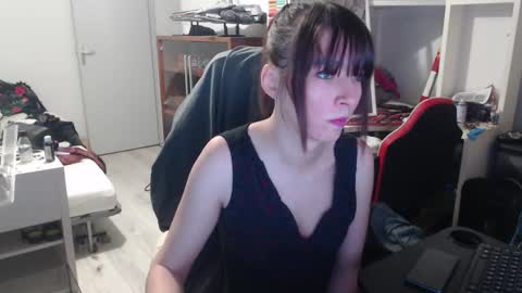 missthon online show from February 22, 2026, 2:26 pm