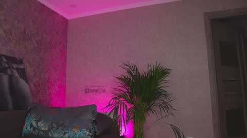 Snapshot of misstics_ chatting on September 14, 2025, 4:11 am Eva online show from September 14, 2025, 4:11 am