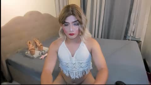 Snapshot of misstress_kyrie chatting on October 12, 2025, 12:15 pm K Y R I E online show from October 12, 2025, 12:15 pm