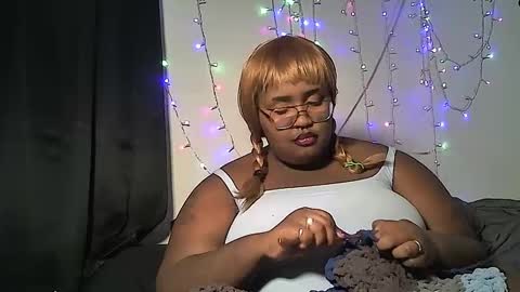 Misstrezzkristina online show from December 6, 2024, 3:41 am