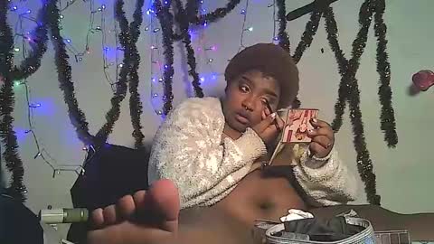 Misstrezzkristina online show from January 4, 2025, 5:37 pm
