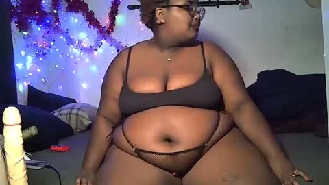 Misstrezzkristina online show from January 26, 2025, 3:17 am