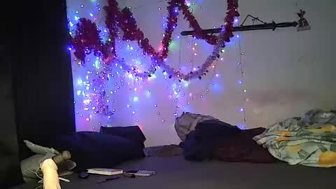 Misstrezzkristina online show from January 31, 2025, 3:20 am