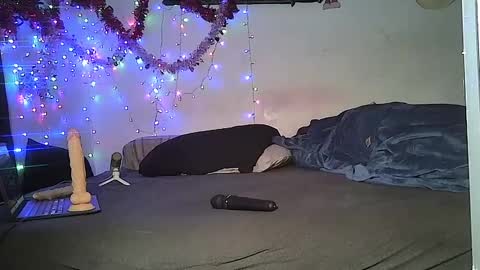 Misstrezzkristina online show from February 8, 2025, 2:47 am