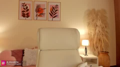 Snapshot of missvaleriaa chatting on March 19, 2026, 12:53 pm Valeria Davila online show from March 19, 2026, 12:53 pm