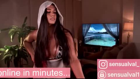 OF online show from November 24, 2025, 8:19 pm