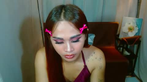 SweetViolet online show from February 18, 2025, 10:49 am
