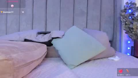 Snapshot of missvioleta_ chatting on October 3, 2025, 10:07 pm Violetta online show from October 3, 2025, 10:07 pm