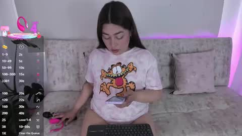 Pau OFmissweetpeach online show from June 24, 2026, 8:19 pm