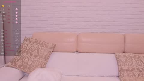 missxcaprice online show from January 21, 2025, 6:00 am