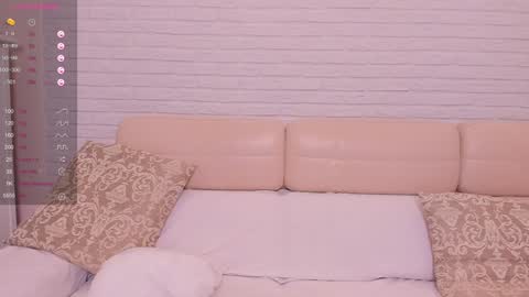 missxcaprice online show from February 4, 2025, 6:04 am