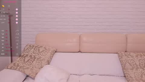 Snapshot of missxcaprice chatting on October 7, 2025, 2:42 am missxcaprice online show from October 7, 2025, 2:42 am