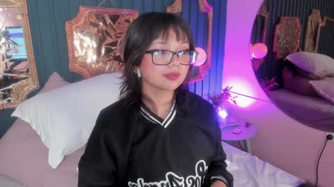 Missy online show from December 10, 2024, 1:32 am