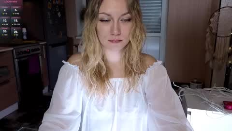 Snapshot of missyourtouch chatting on February 10, 2026, 8:35 pm MissYourTouch online show from February 10, 2026, 8:35 pm