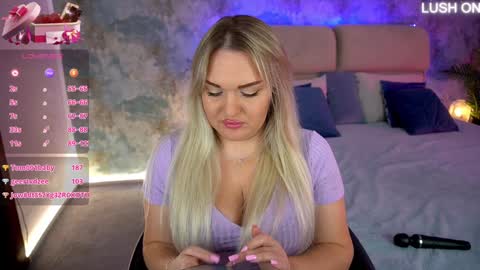  Amely  online show from January 24, 2025, 11:37 am