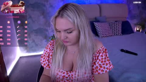  Amely  online show from March 5, 2025, 11:06 am