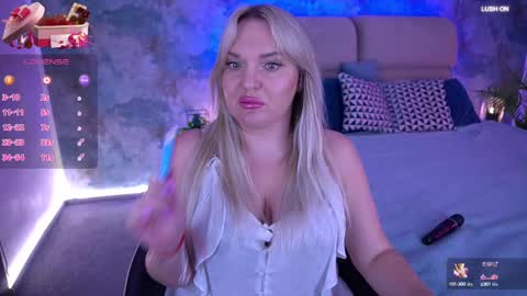  Amely  online show from March 6, 2025, 11:36 am