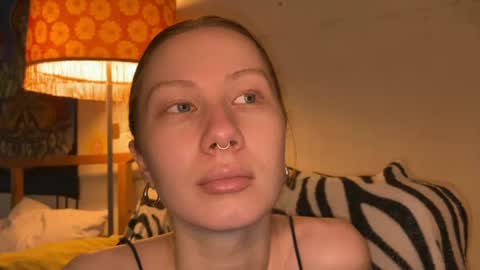 Zlata online show from March 12, 2025, 8:51 am