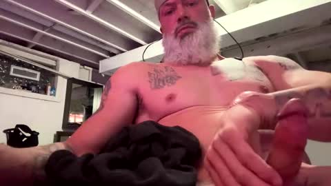 Snapshot of mister_bigg_dick chatting on February 27, 2026, 5:29 am AJ online show from February 27, 2026, 5:29 am