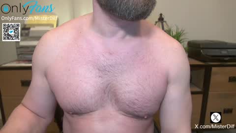 MISTER DILF  online show from January 10, 2025, 4:09 pm